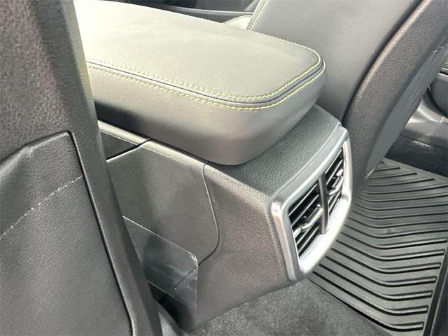 Photo of 2026 Snow White Pearl Kia K5