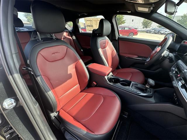 Photo of 2025 Interstellar Gray Kia K4