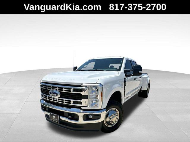 Photo of 2024 OXFORD WHITE Ford F-350