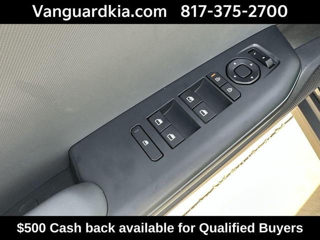 Photo of 2025 Interstellar Gray Kia K4