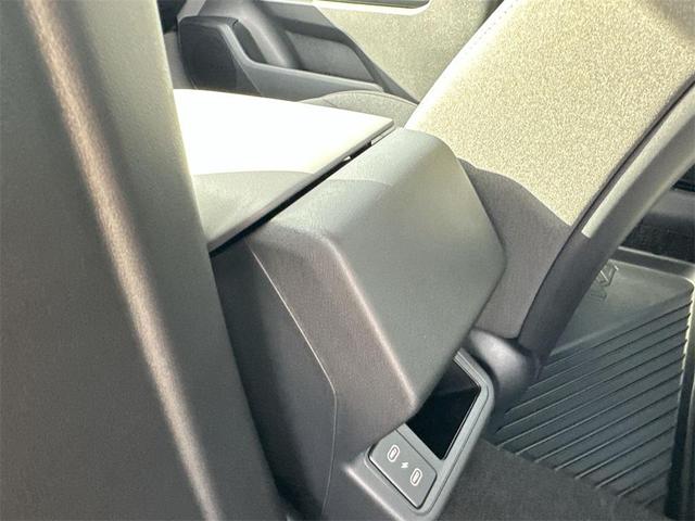 Photo of 2025 Interstellar Gray Kia K4