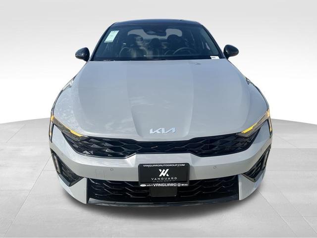 Photo of 2026 Wolf Gray Kia K5