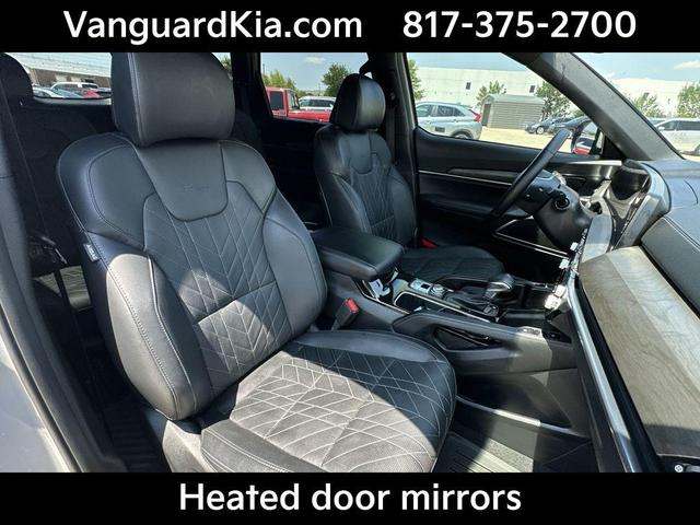 Photo of 2024 Wolf Gray Kia Telluride