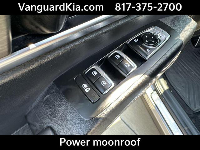 Photo of 2024 Wolf Gray Kia Telluride
