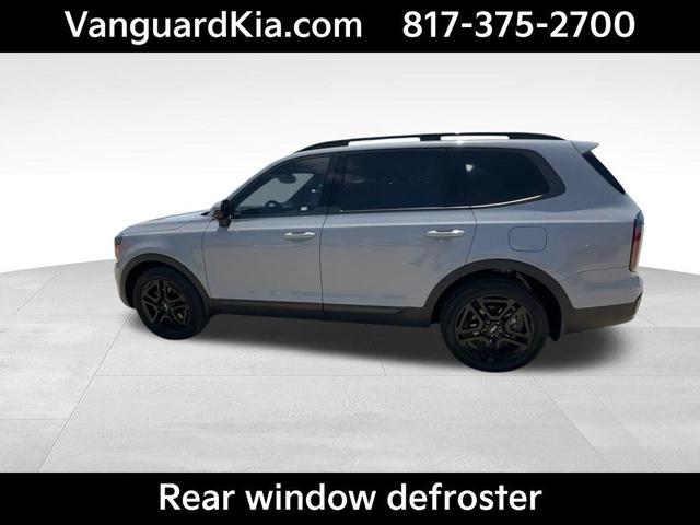 Photo of 2024 Wolf Gray Kia Telluride