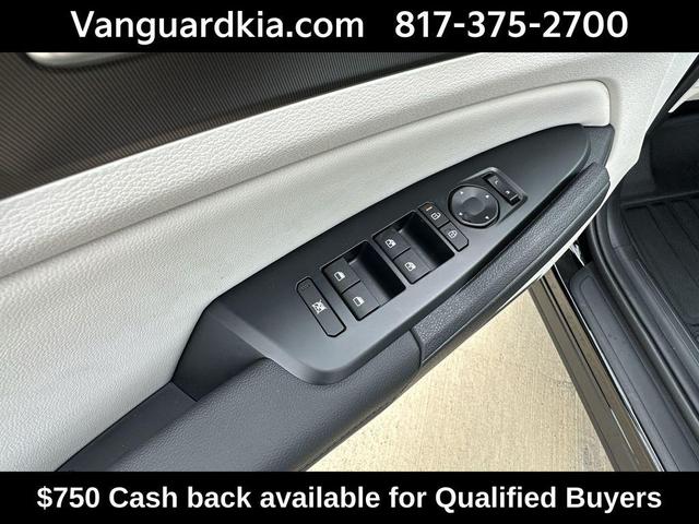 Photo of 2026 Ebony Black Kia Sportage