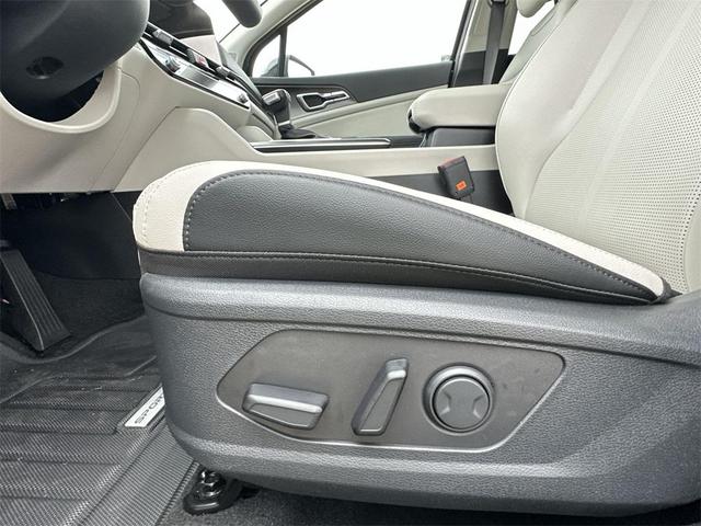 Photo of 2026 Ebony Black Kia Sportage