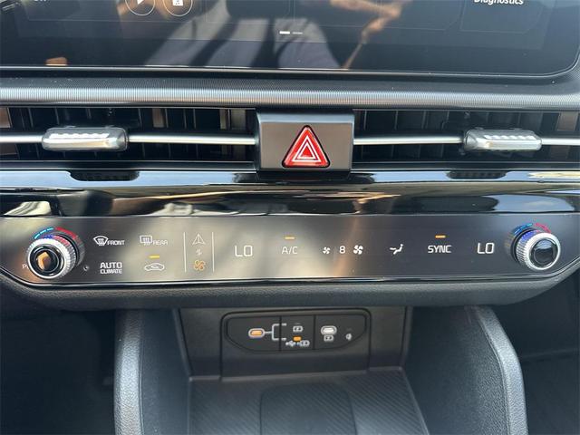 Photo of 2026 Wolf Gray Kia Sportage