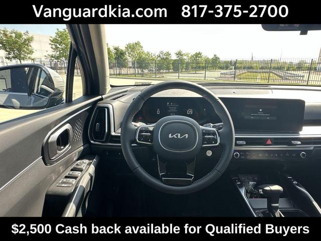 Photo of 2025 Wolf Gray Kia Sorento