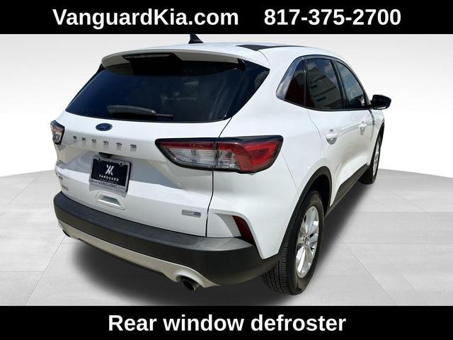 Photo of 2020 OXFORD WHITE Ford Escape