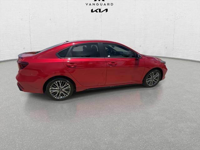 Photo of 2024 Currant Red Kia Forte