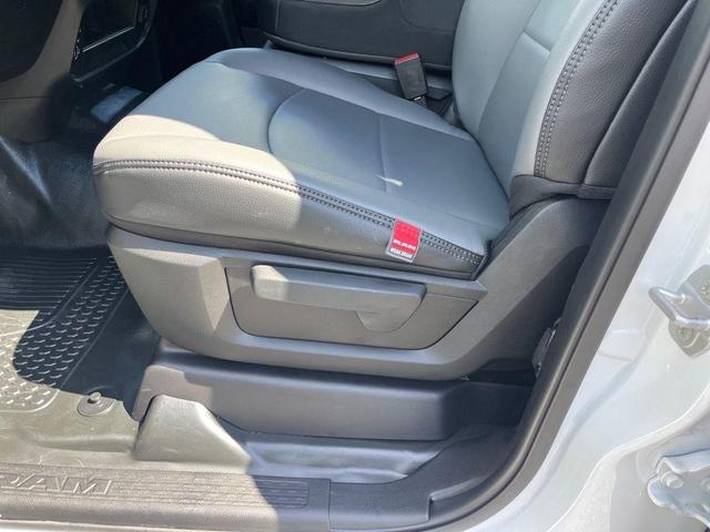Photo of 2026 Bright White Clearcoat RAM 2500