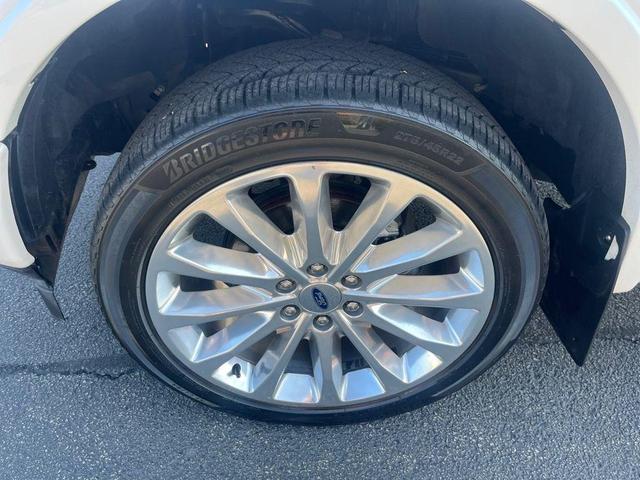 Photo of 2019 White Platinum Ford F-150