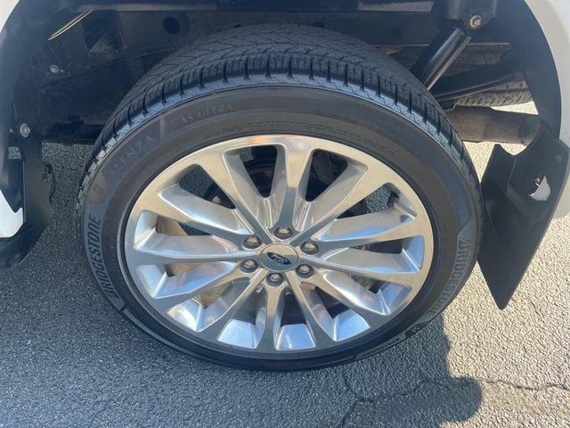 Photo of 2019 White Platinum Ford F-150