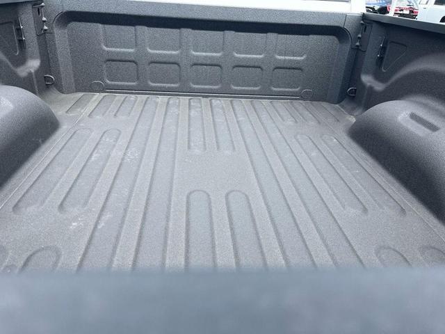 Photo of 2025 Bright White Clearcoat RAM 2500