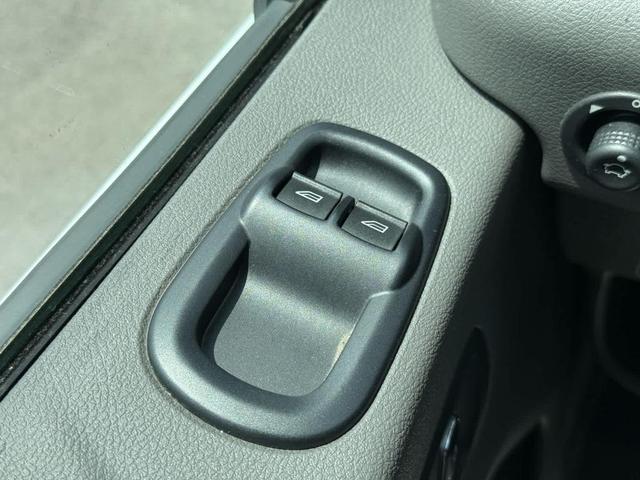 Photo of 2023 Oxford White Ford Transit-250