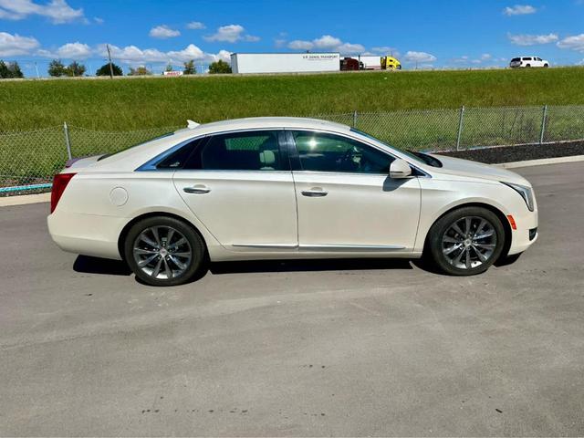 Photo of 2013 White Diamond Tri-Coat Cadillac XTS