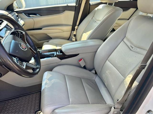 Photo of 2013 White Diamond Tri-Coat Cadillac XTS
