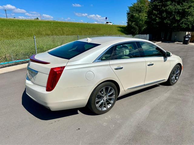 Photo of 2013 White Diamond Tri-Coat Cadillac XTS