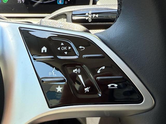 Photo of 2025 Black Mercedes-Benz C-Class