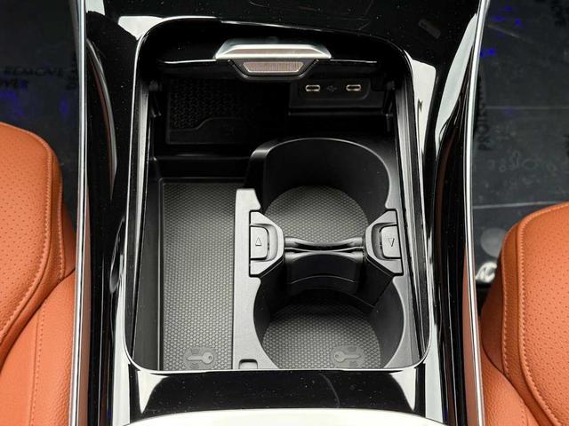 Photo of 2025 Polar White Mercedes-Benz C-Class