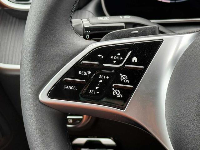 Photo of 2025 Polar White Mercedes-Benz C-Class