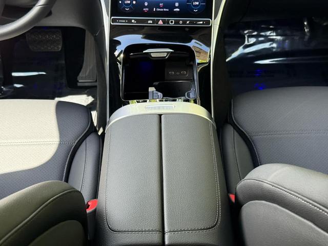 Photo of 2025 Black Mercedes-Benz C-Class