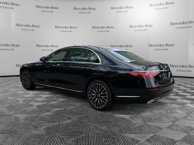 Photo of 2025 Black Mercedes-Benz S-Class