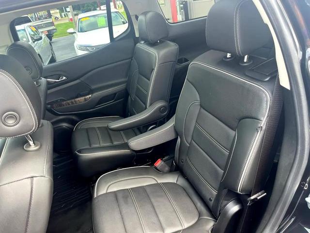 Photo of 2023 Ebony Twilight Metallic GMC Acadia