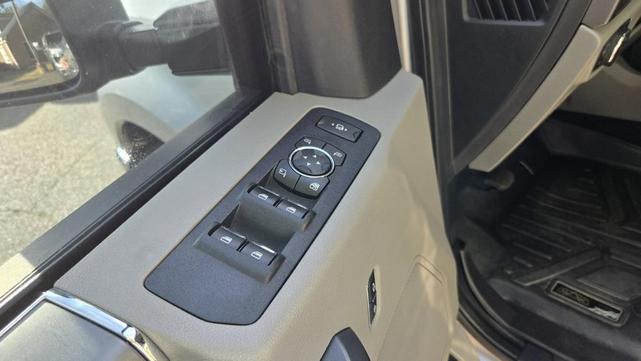 Photo of 2020 Iconic Silver Metallic Ford F-250