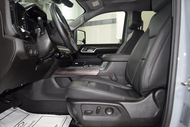 Photo of 2024 Slate Gray Metallic Chevrolet Silverado 2500