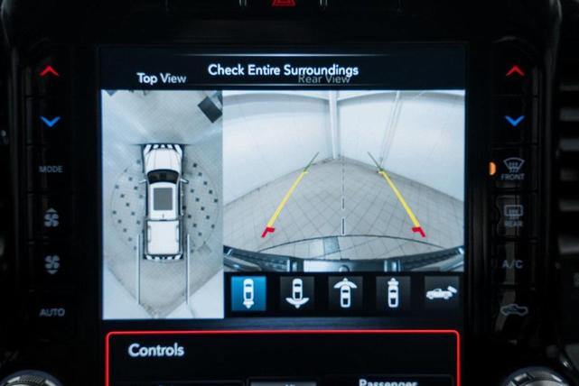 Photo of 2021 Diamond Black Crystal Pearlcoat RAM 1500