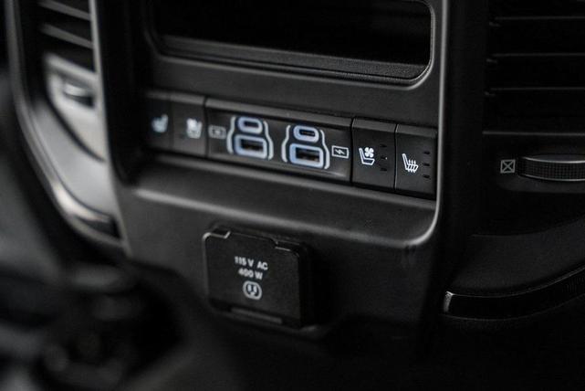 Photo of 2021 Diamond Black Crystal Pearlcoat RAM 1500
