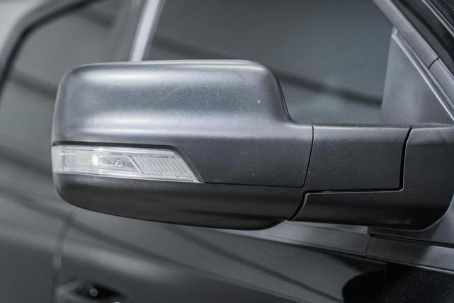 Photo of 2021 Diamond Black Crystal Pearlcoat RAM 1500