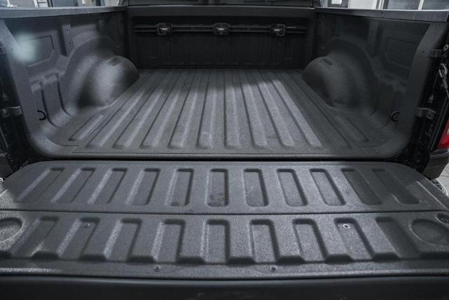 Photo of 2021 Diamond Black Crystal Pearlcoat RAM 1500