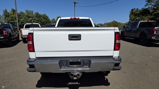 Photo of 2019 Summit White GMC Sierra 2500
