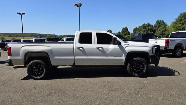 Photo of 2019 Summit White GMC Sierra 2500