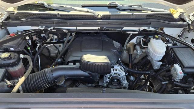Photo of 2019 Summit White GMC Sierra 2500