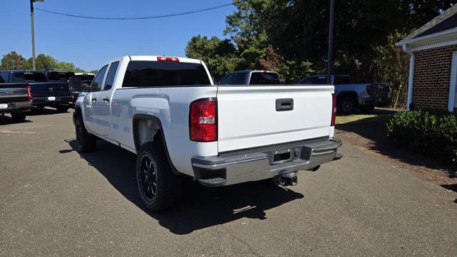 Photo of 2019 Summit White GMC Sierra 2500