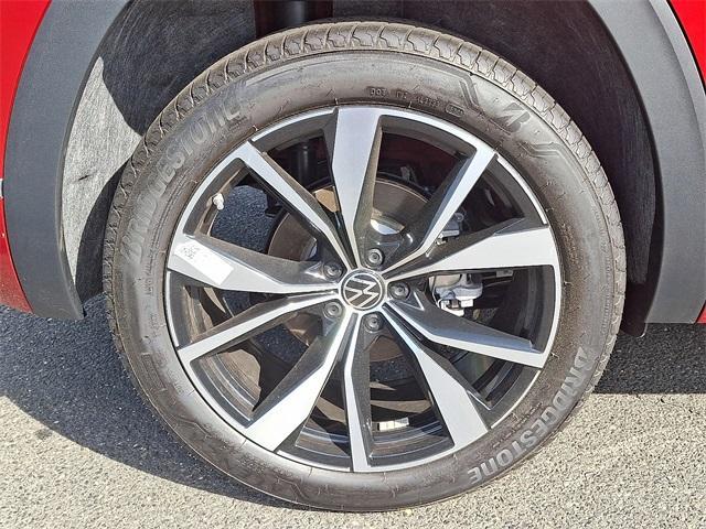 Photo of 2024 Aurora Red Metallic Volkswagen Atlas Cross Sport