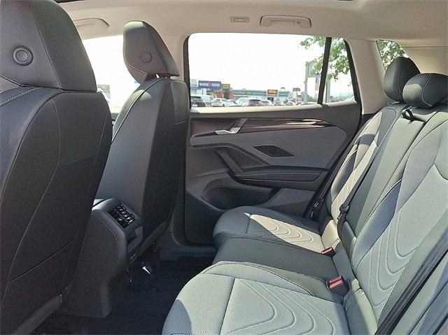 Photo of 2025 Platinum Gray Metallic Volkswagen Tiguan