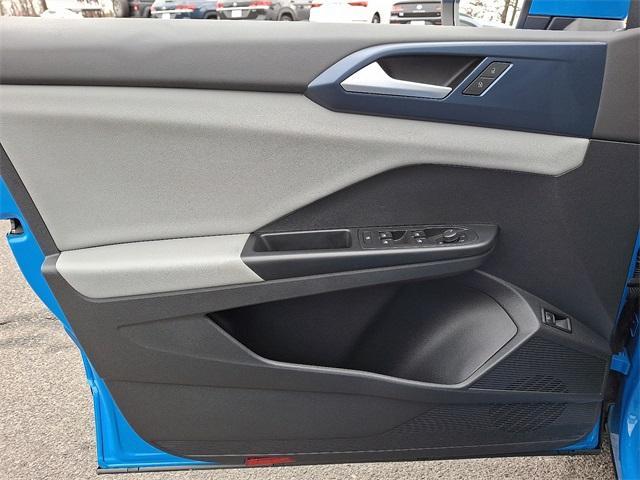 Photo of 2022 Cornflower Blue Volkswagen Taos
