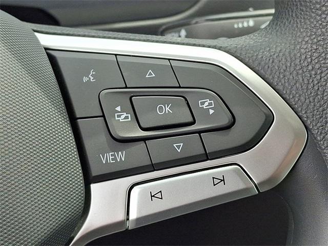 Photo of 2022 Pure White Volkswagen Tiguan