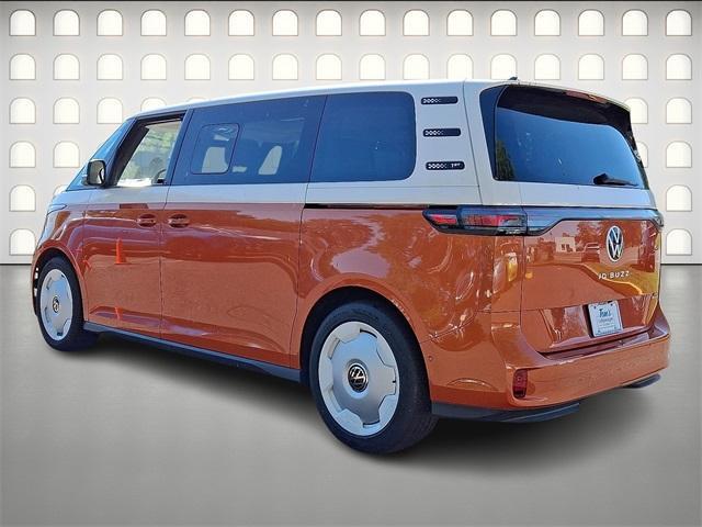 Photo of 2025 Energetic Orange W/White Upper Volkswagen ID. Buzz
