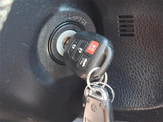 Photo of 2015 Gray Toyota Corolla