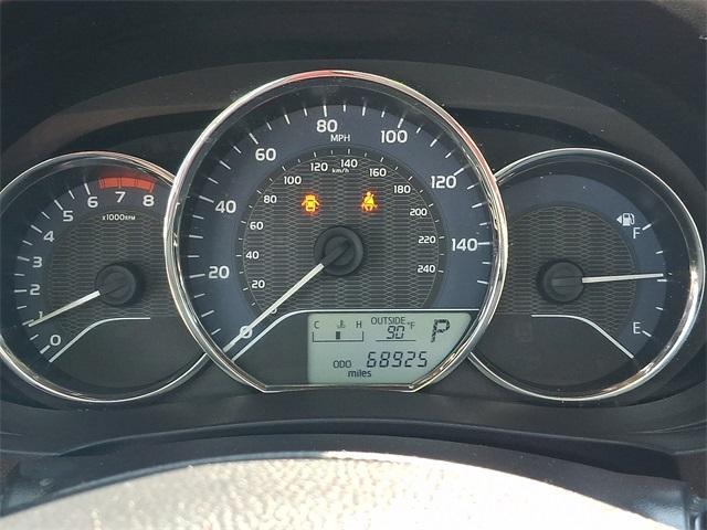 Photo of 2015 Gray Toyota Corolla