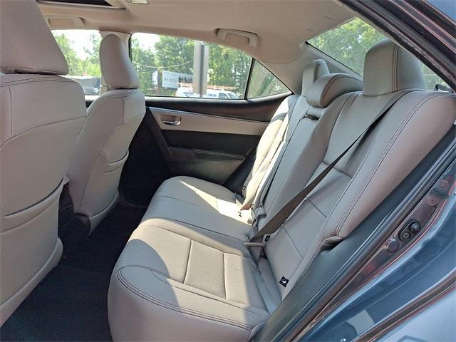 Photo of 2015 Gray Toyota Corolla