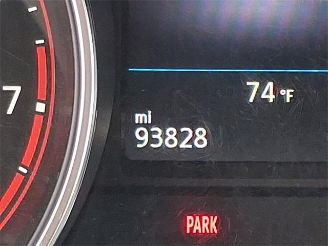 Photo of 2018 Pure White Volkswagen Tiguan