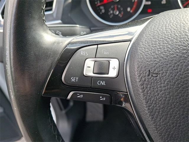 Photo of 2018 Pure White Volkswagen Tiguan
