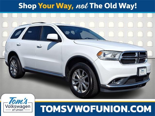 Photo of 2017 White Knuckle Clearcoat Dodge Durango